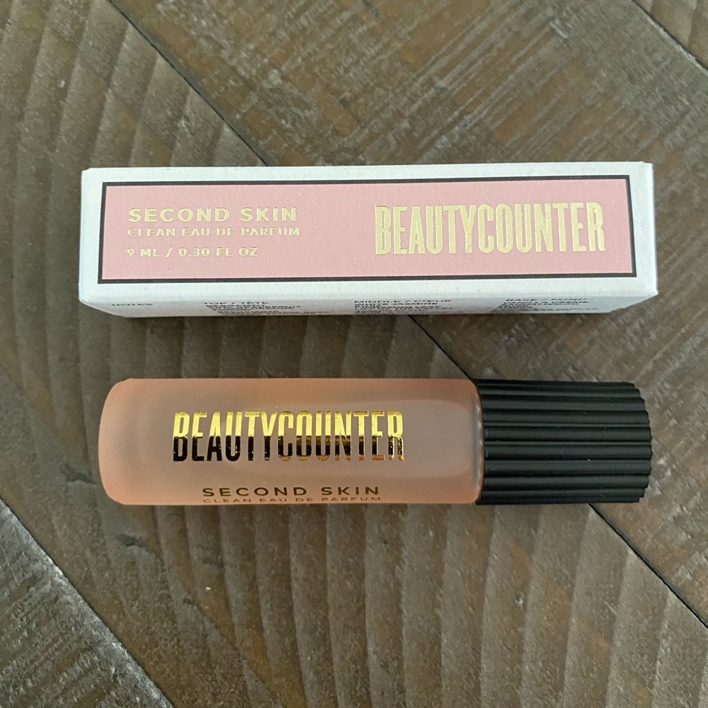 Beautycounter Second Skin rollerball, like new